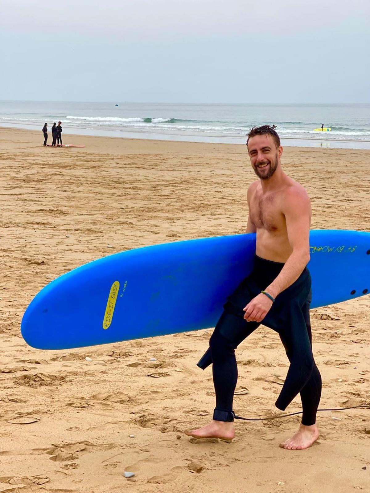 לינה וארוחת בוקר Tamraght Surf & Salsa Ocean House מראה חיצוני תמונה